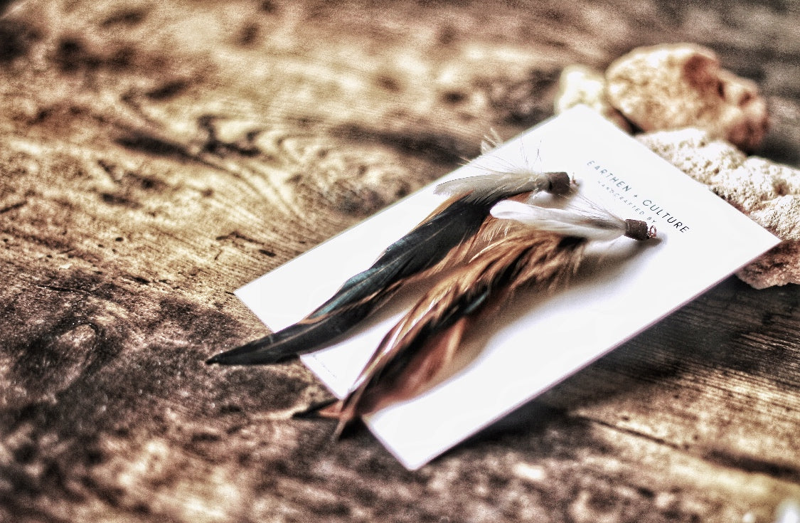 Montréal —— Tan Bronze with Emerald Silver Tone Feather Earrings.